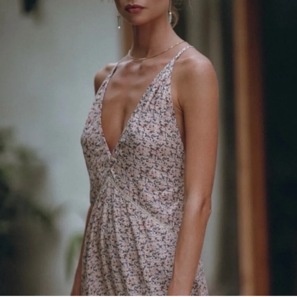 Pampelone Edith Dress - Picture 2 of 9